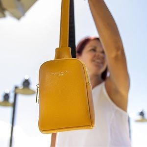 Rustic yellow crossbody bag by INICAT